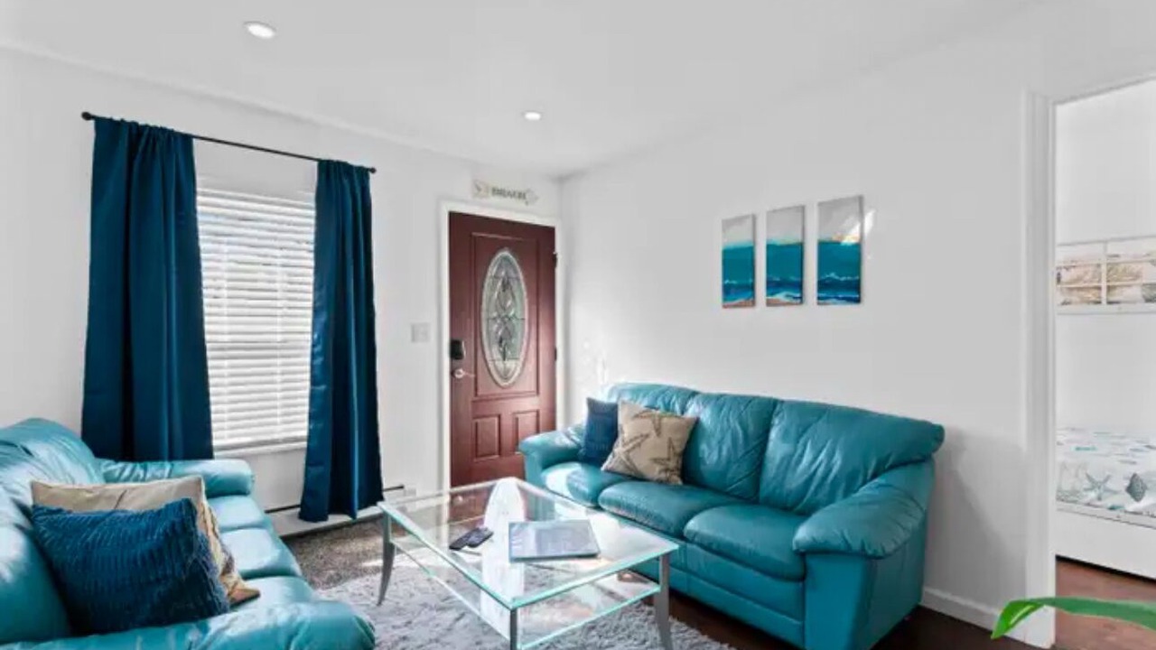 Photo of Livingroom in Keansburg