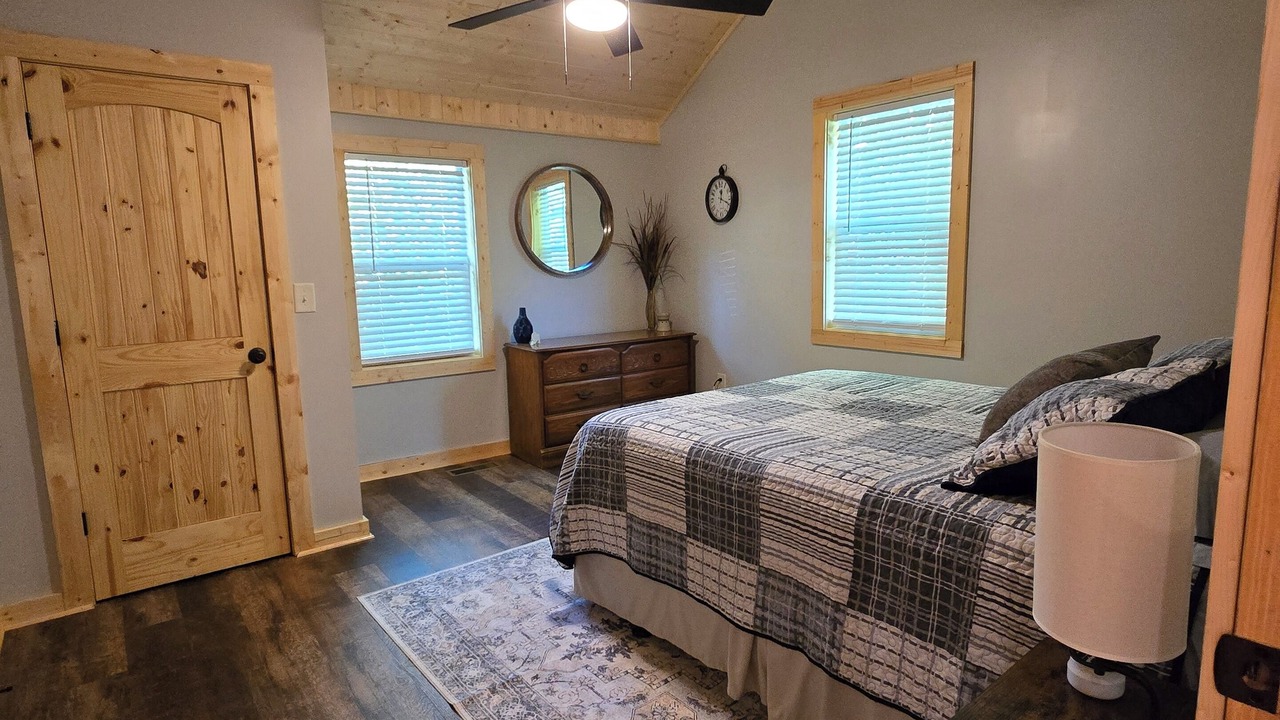 Photo of Bedroom in Stokes