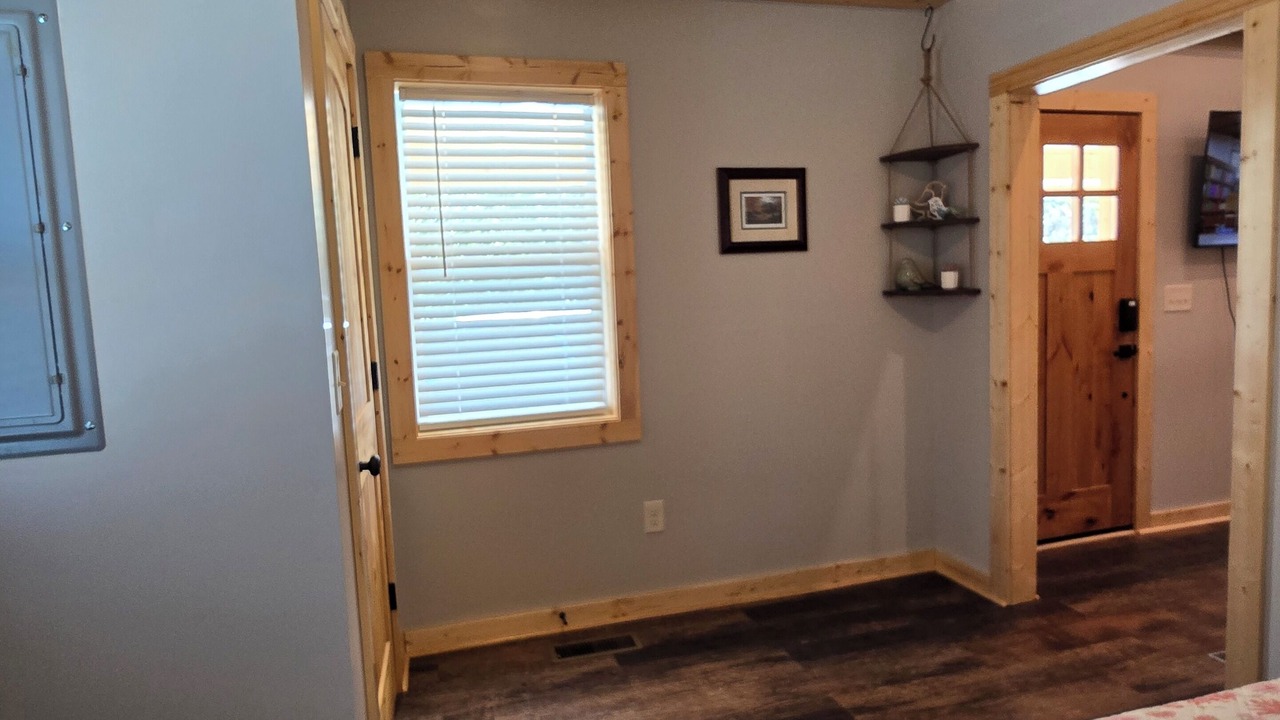 Photo of Bedroom in Stokes