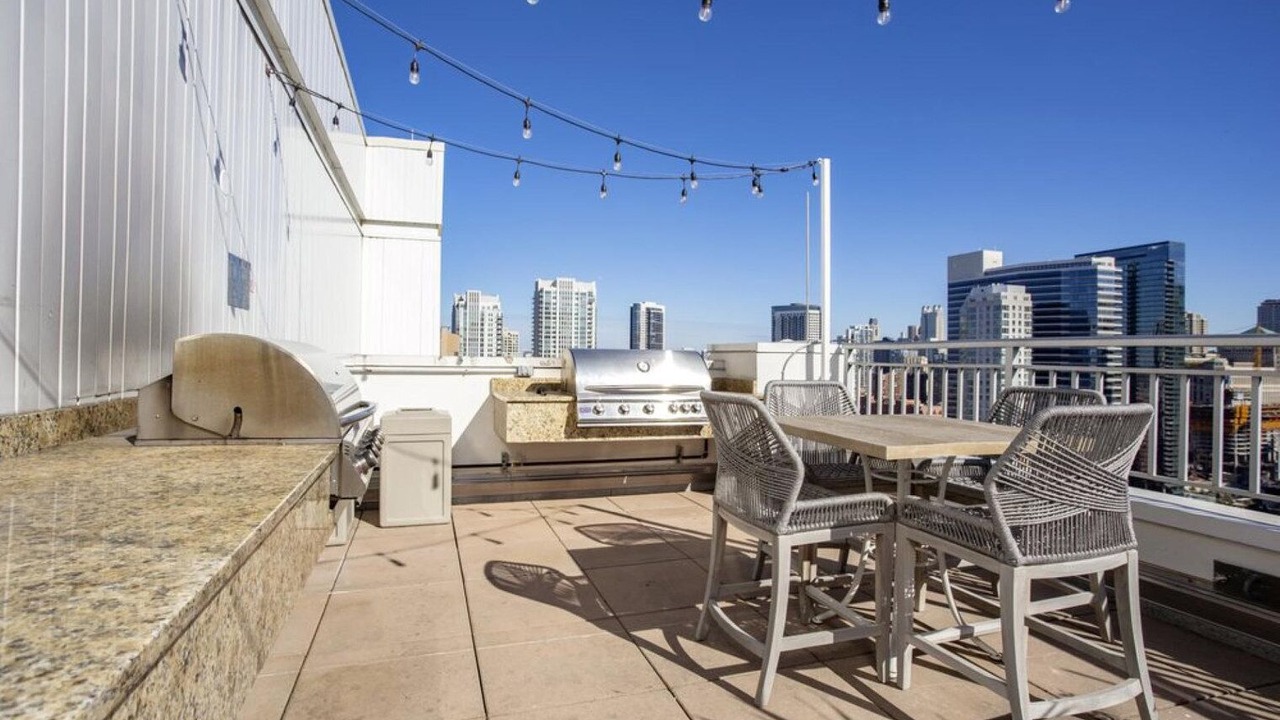 Photo of Outdoor in West Loop Gate