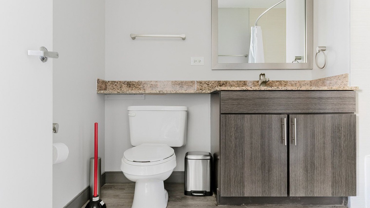 Photo of Bathroom in West Loop Gate