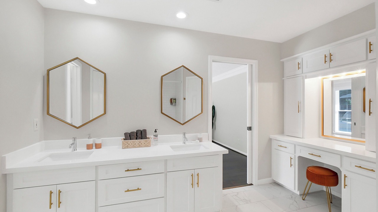 Photo of Bathroom in Jersey Village