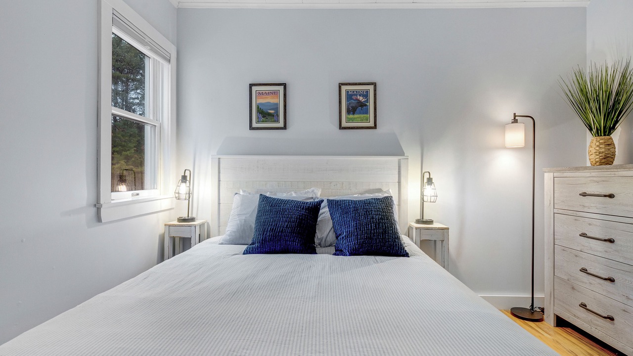 Photo of Bedroom in Bethel