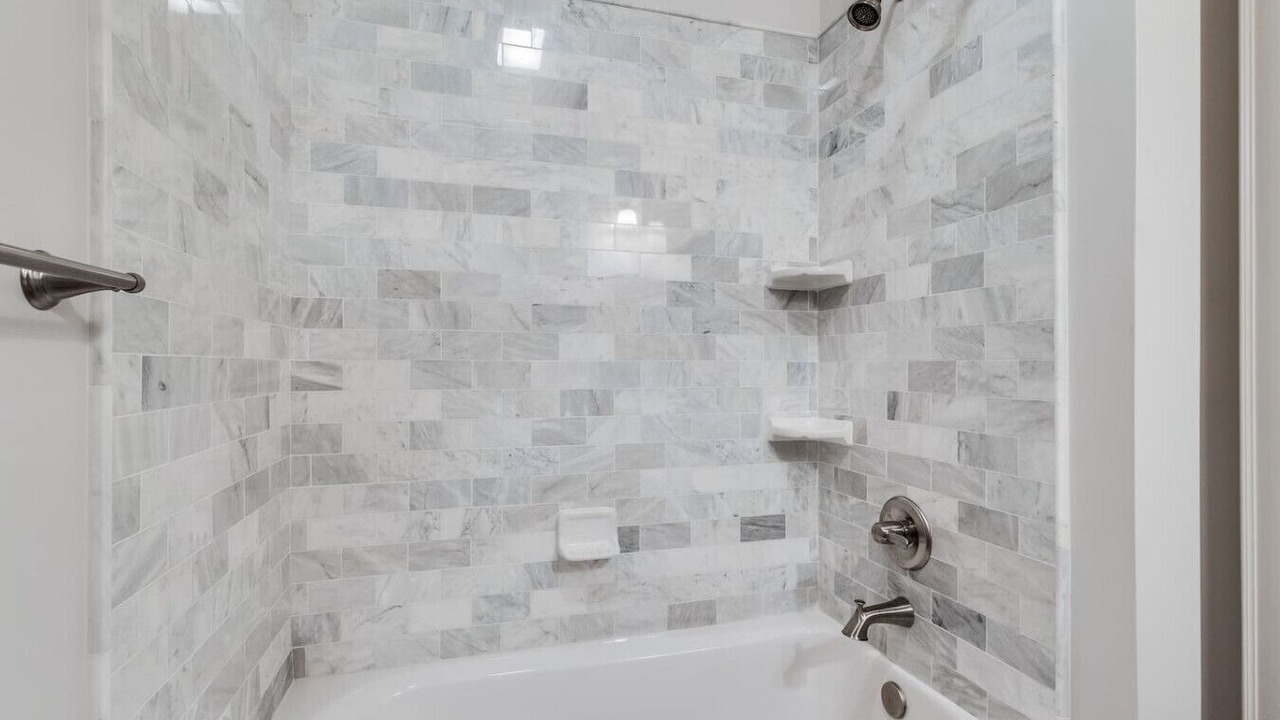 Photo of Bathroom in St. Martinville