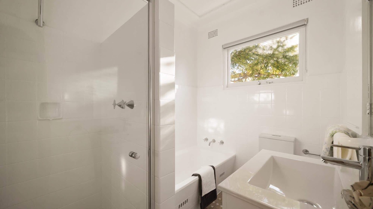 Photo of Bathroom in Brighton-le-Sands