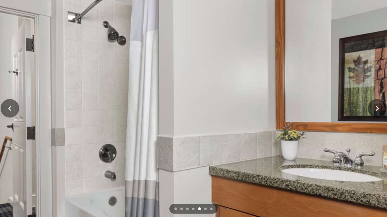 Photo of Bathroom in Lakeside Park