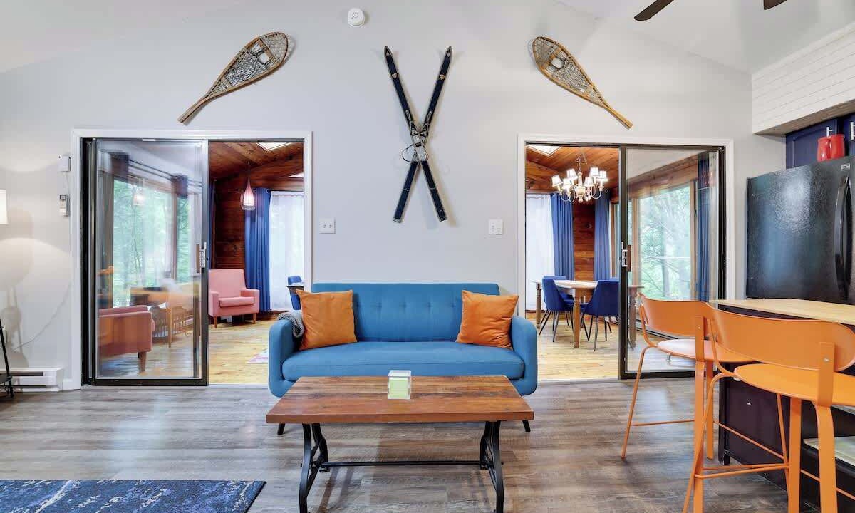 Photo of Livingroom in Briar Crest Woods