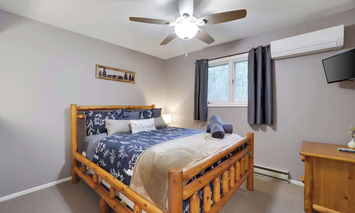 Photo of Bedroom in Briar Crest Woods