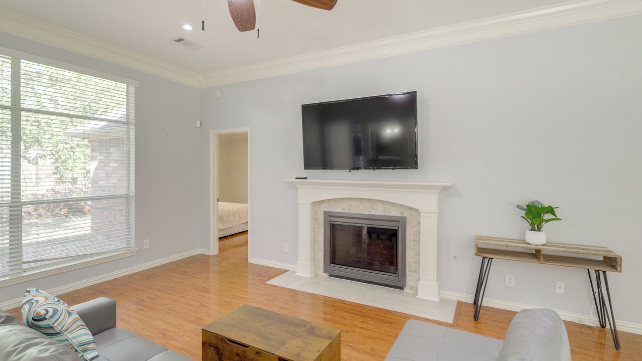 Photo of Livingroom in George Bush Park/Eldridge
