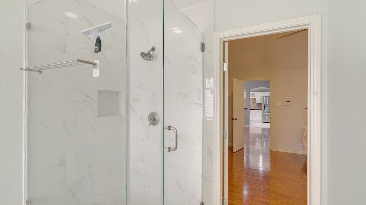 Photo of Bathroom in George Bush Park/Eldridge