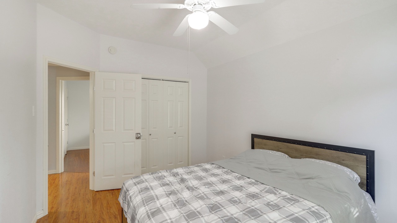 Photo of Bedroom in George Bush Park/Eldridge