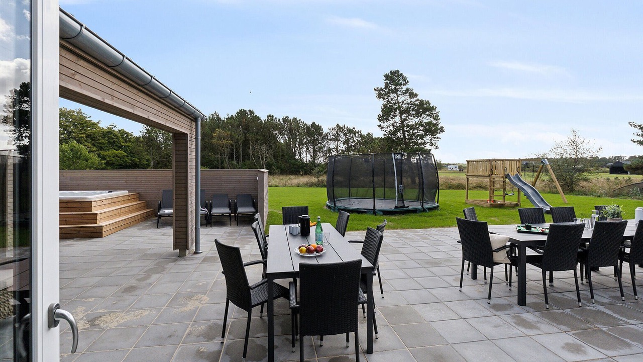 Photo of Others in Bratten Strand