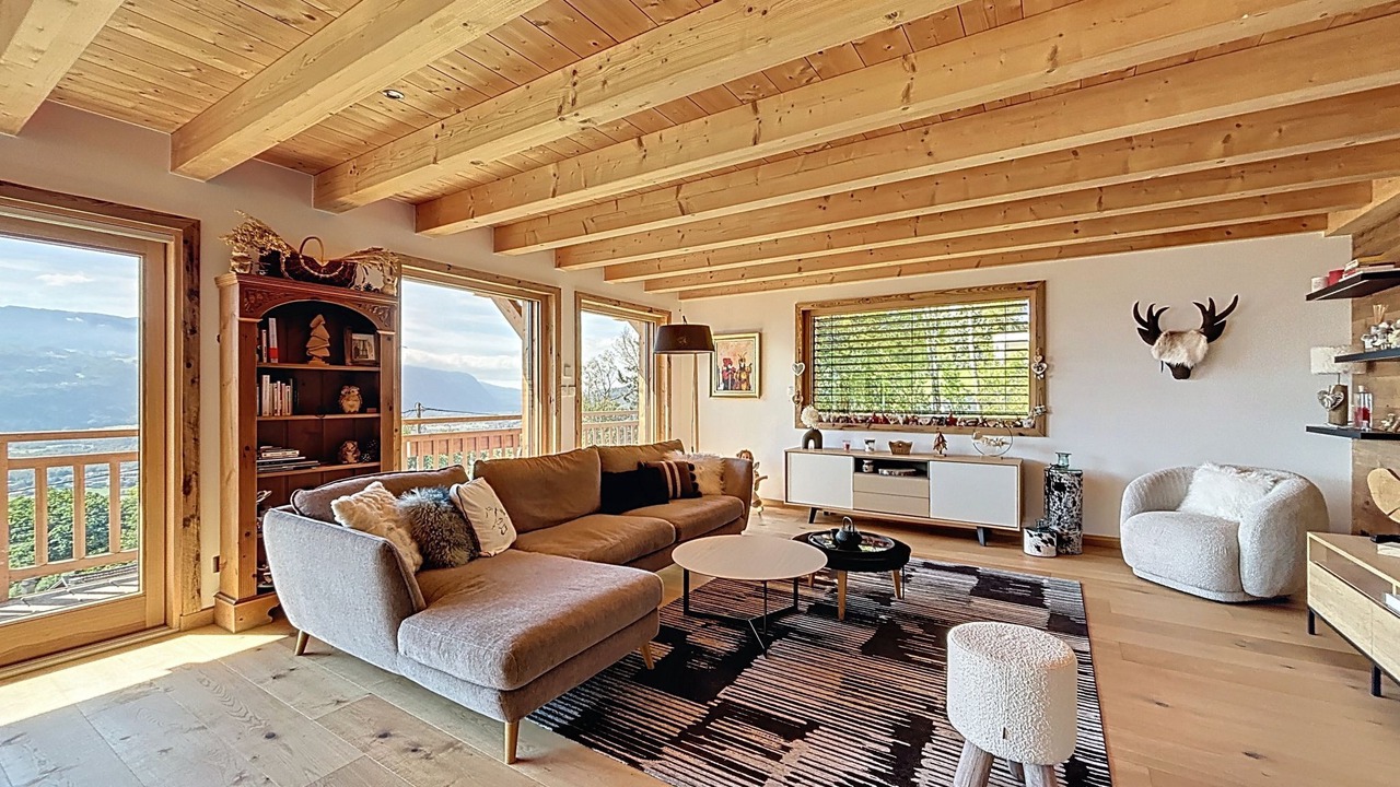Photo of Livingroom in Thyez
