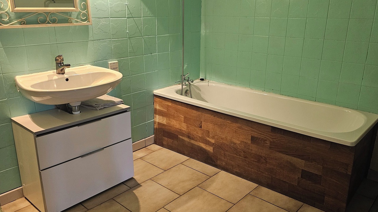 Photo of Bathroom in Plancher-Bas