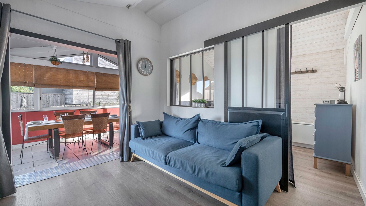 Photo of Livingroom in Saint-Michel-Chef-Chef