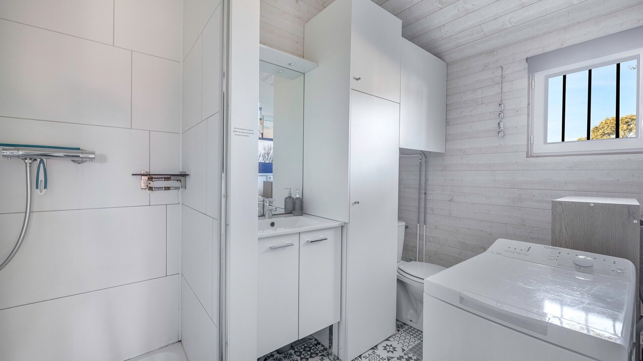 Photo of Bathroom in Saint-Michel-Chef-Chef
