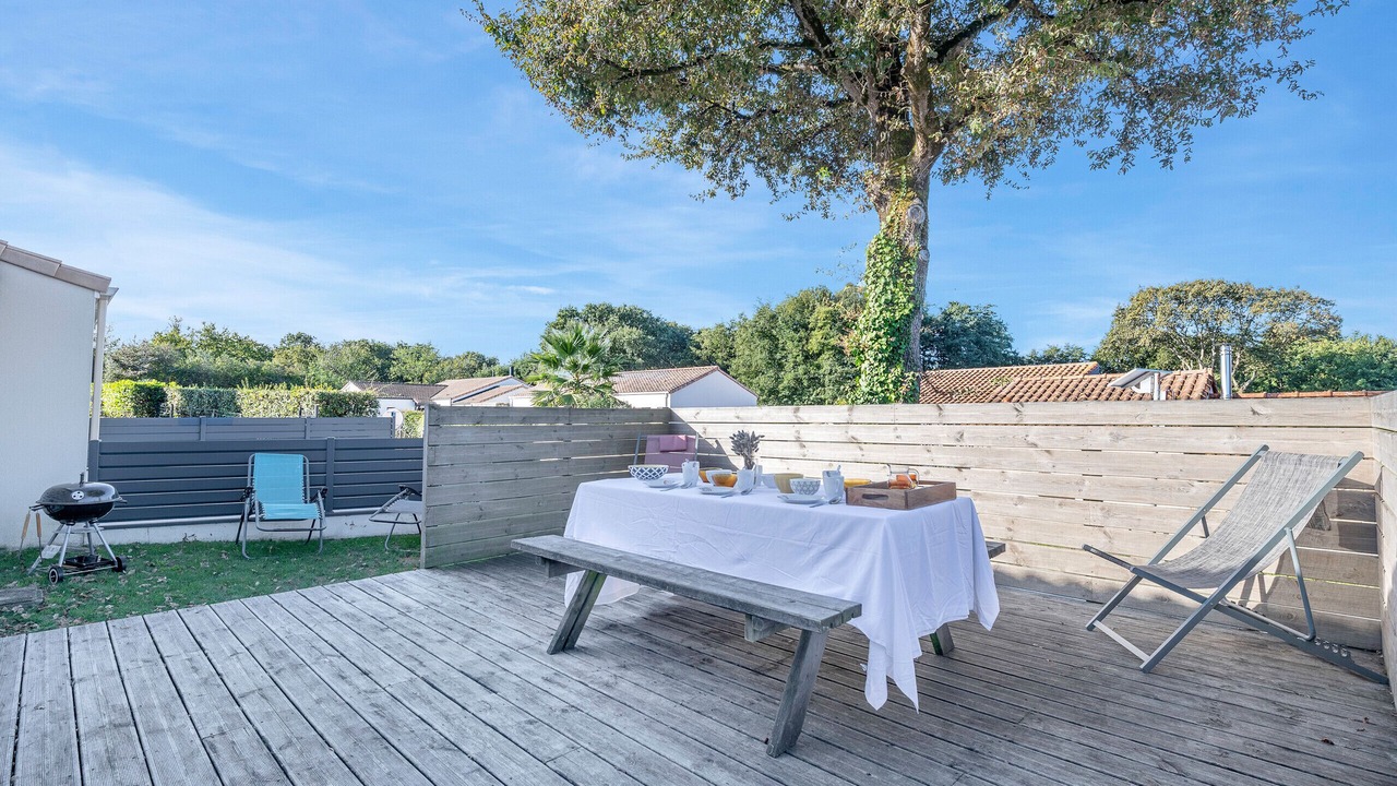 Photo of Outdoor in Saint-Michel-Chef-Chef