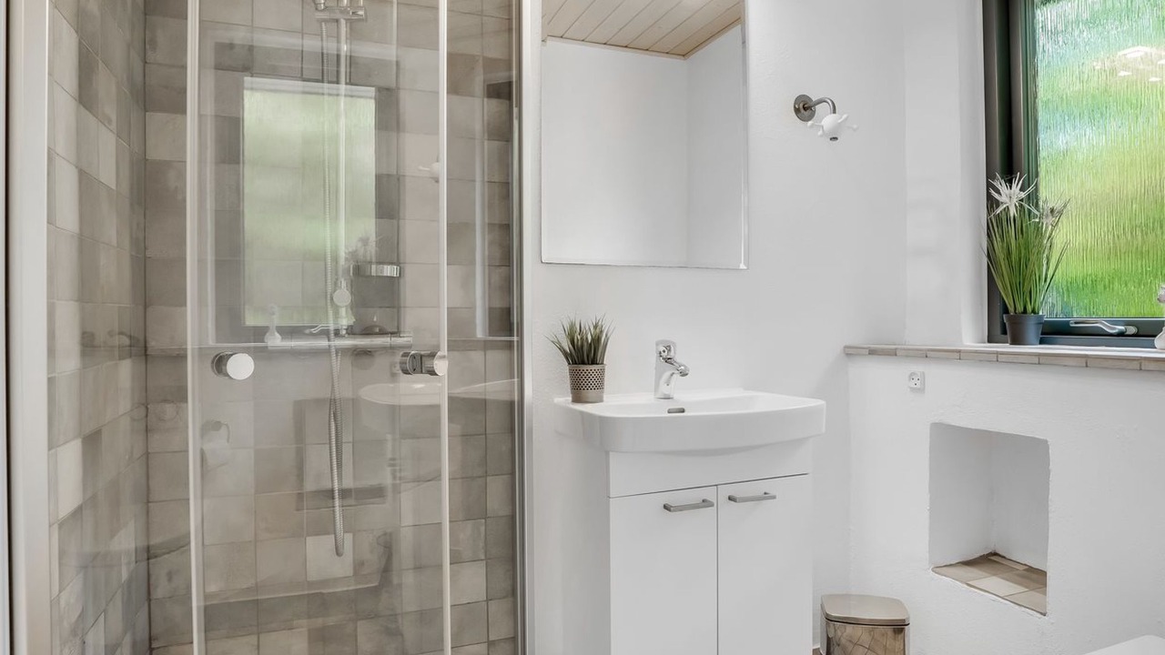Photo of Bathroom in Roslev