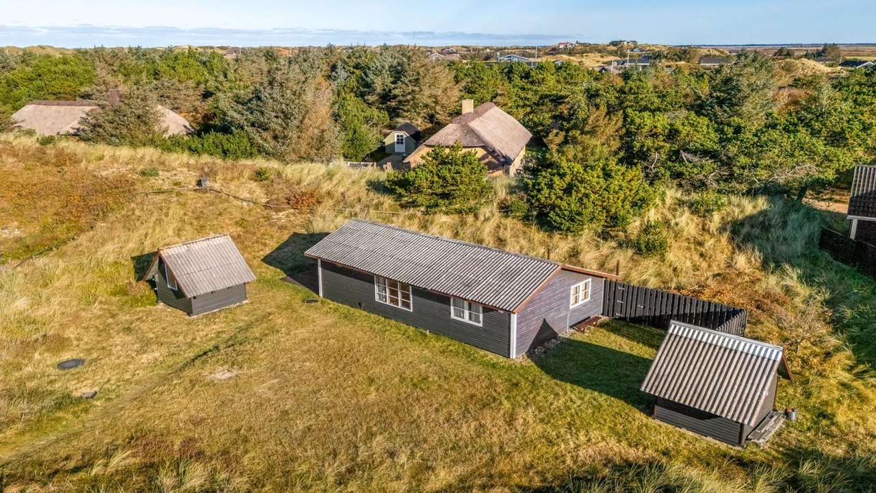 Photo of Others in Houvig Strand