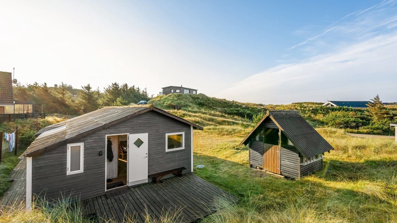 Photo of Others in Houvig Strand