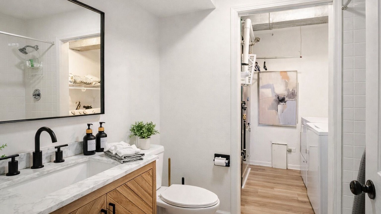 Photo of Bathroom in Forestview