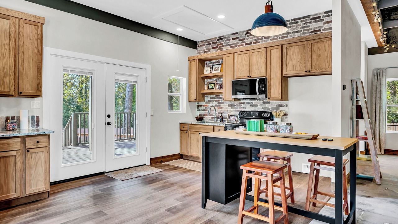 Photo of Kitchen in Flint