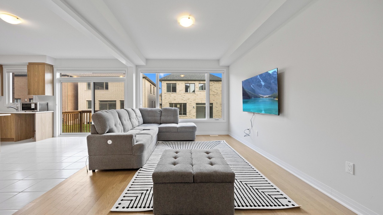 Photo of Livingroom in Erin