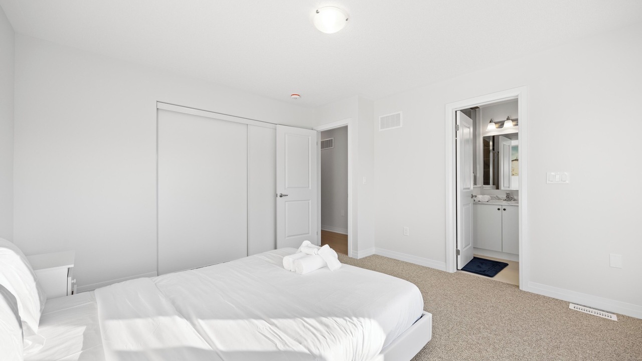 Photo of Bedroom in Erin