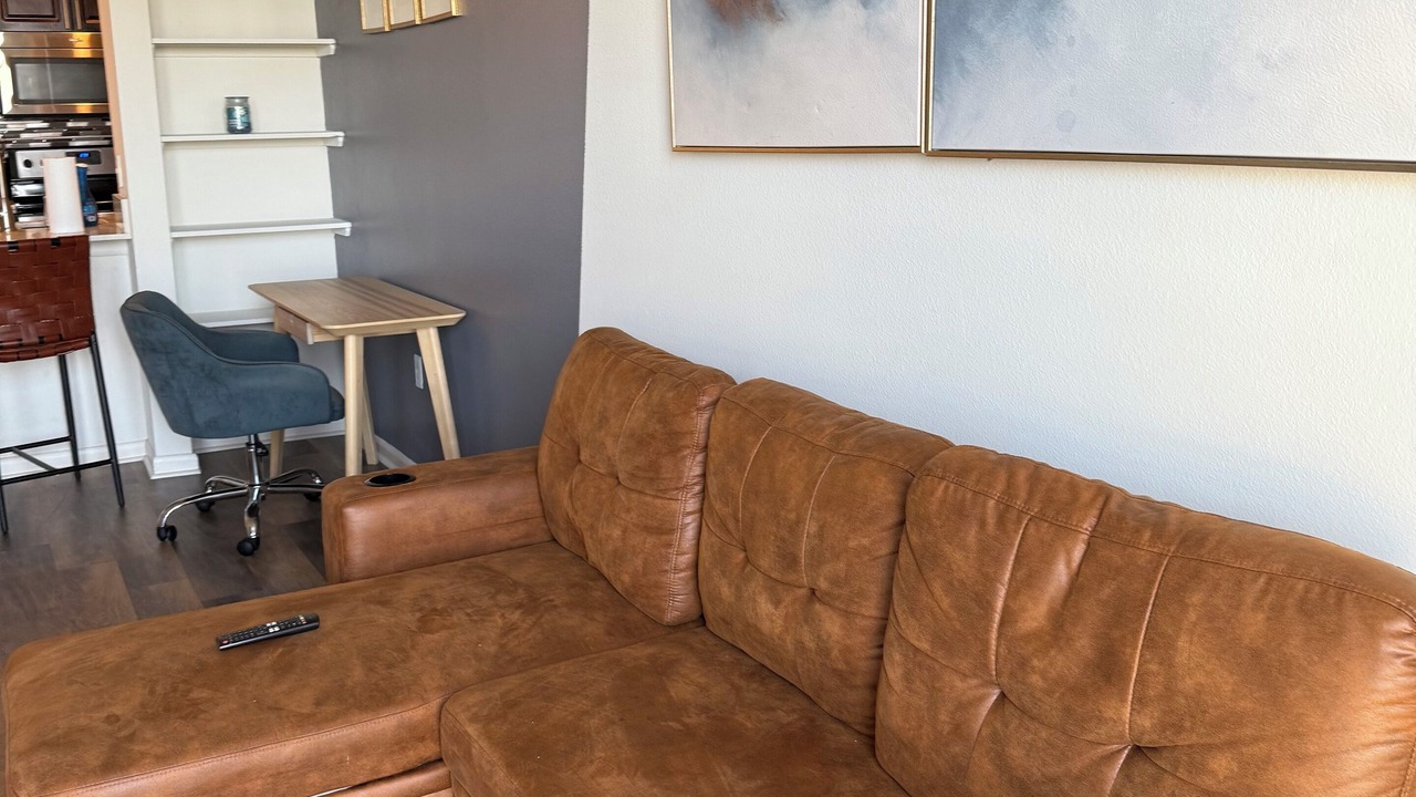 Photo of Livingroom in North Burnet