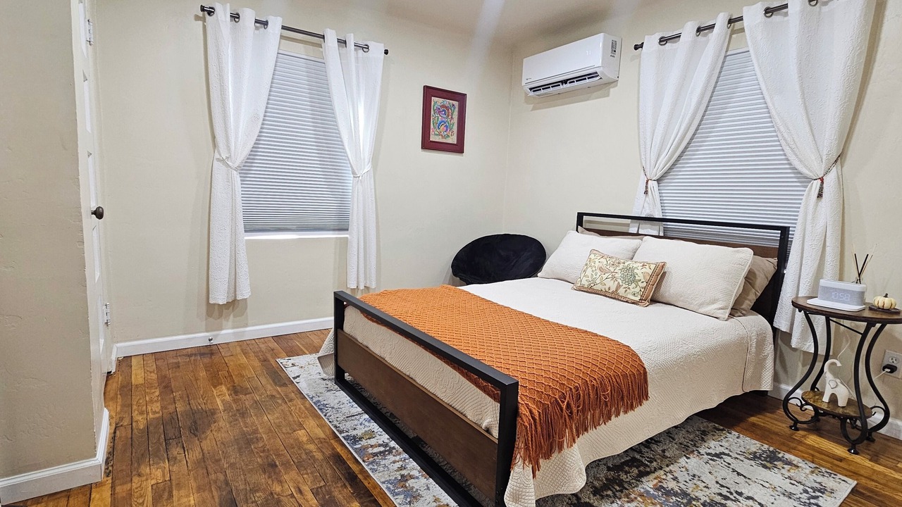 Photo of Bedroom in Mesilla Park