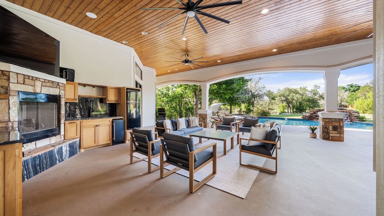Photo of Patio Balcony in Rocky Ridge