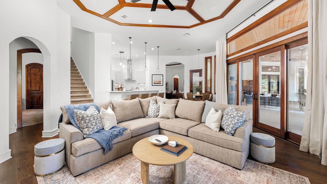 Photo of Livingroom in Rocky Ridge