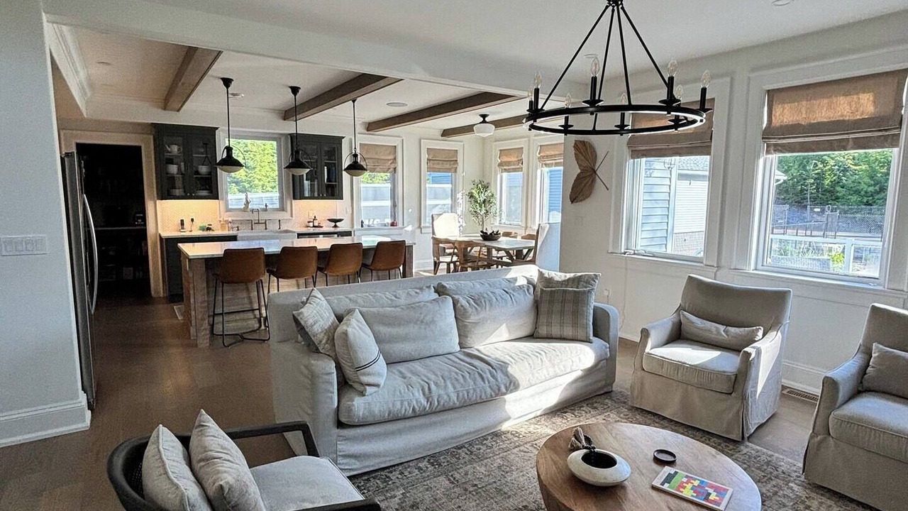 Photo of Livingroom in Halifax County