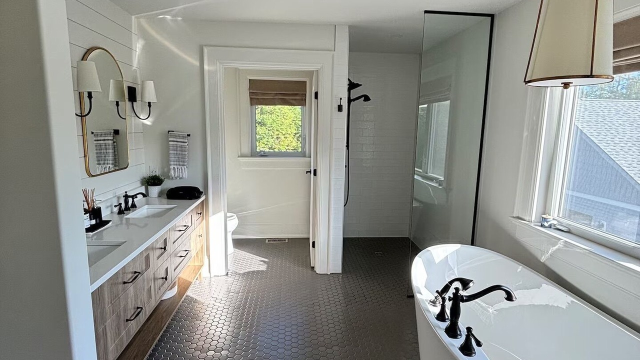Photo of Bathroom in Halifax County