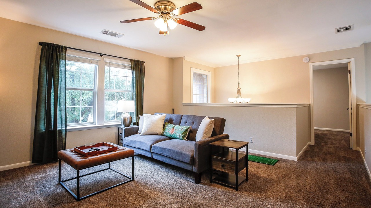 Photo of Livingroom in Springbrook