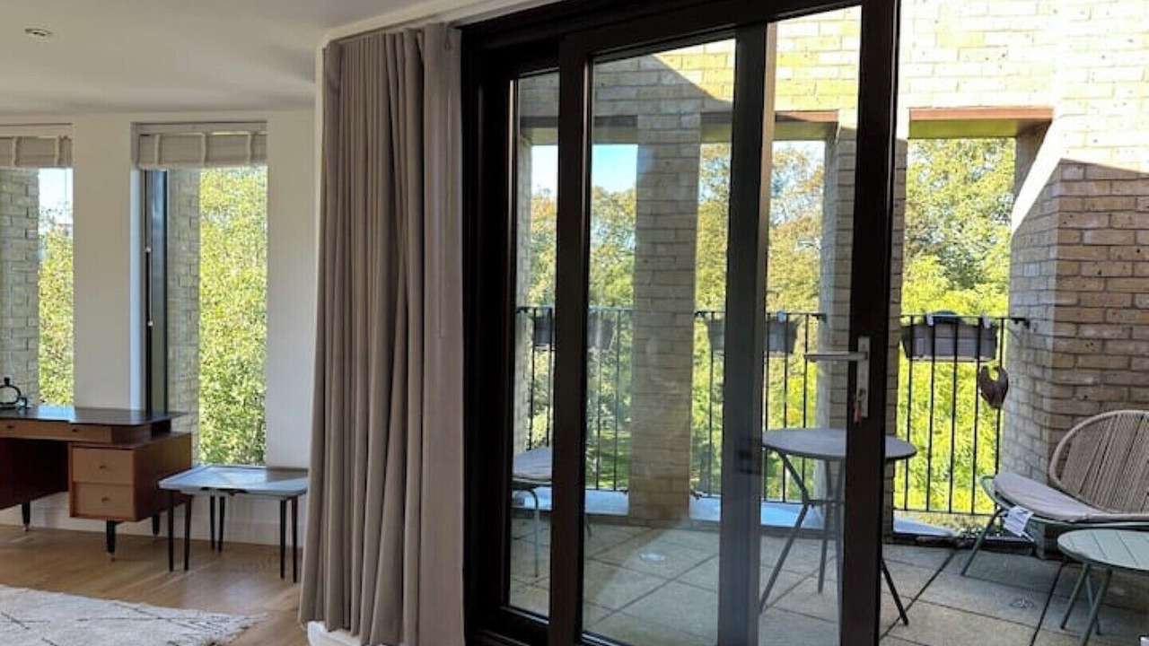 Photo of Others in Bow West