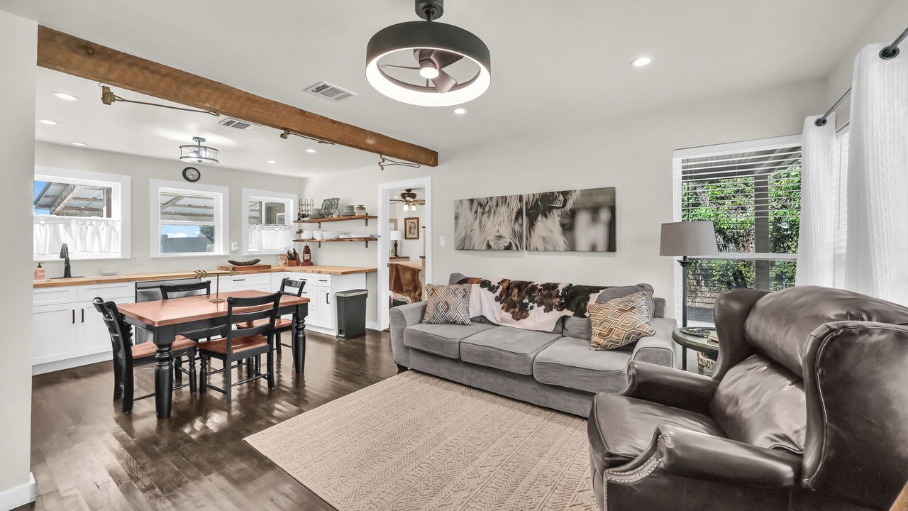 Photo of Livingroom in Weatherford