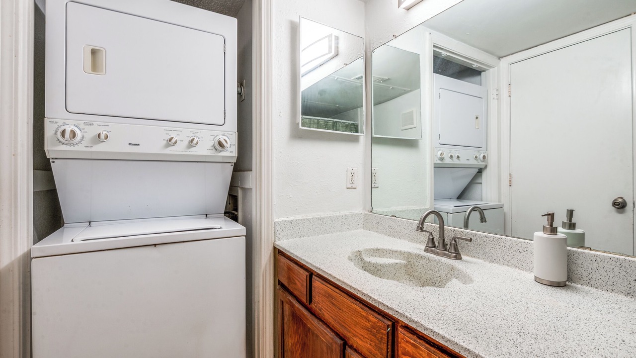 Photo of Bathroom in Far North Dallas