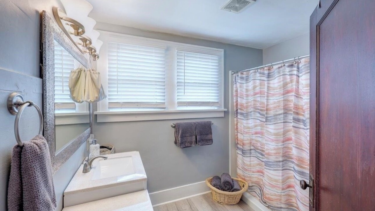 Photo of Bathroom in Arkansas City