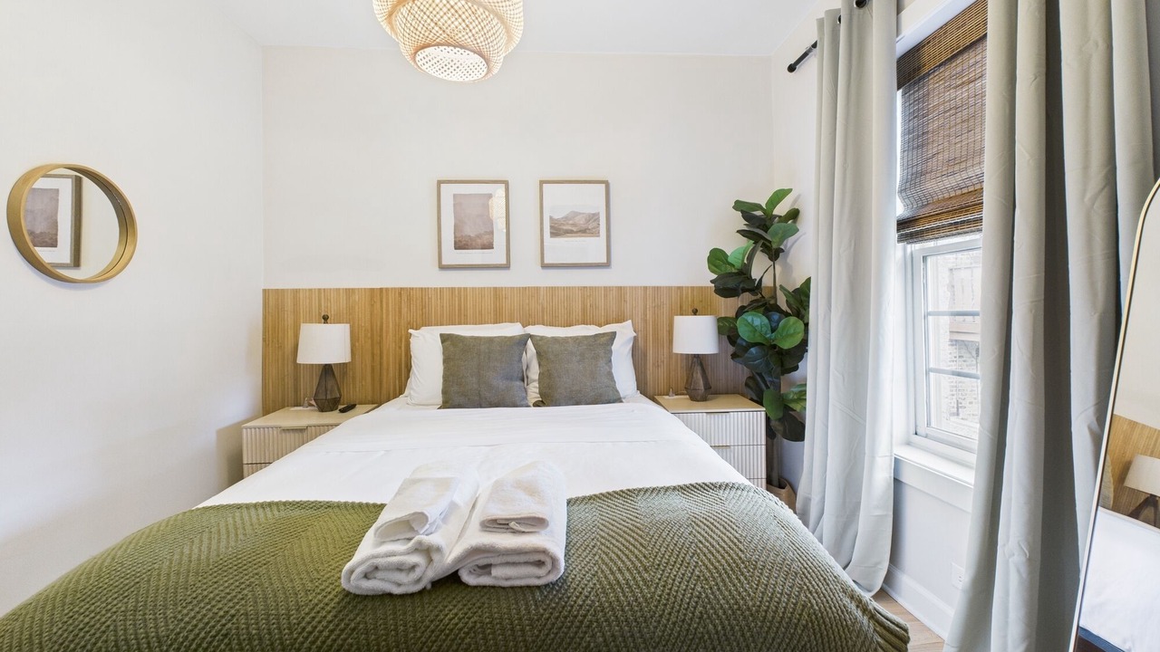 Photo of Bedroom in West Town