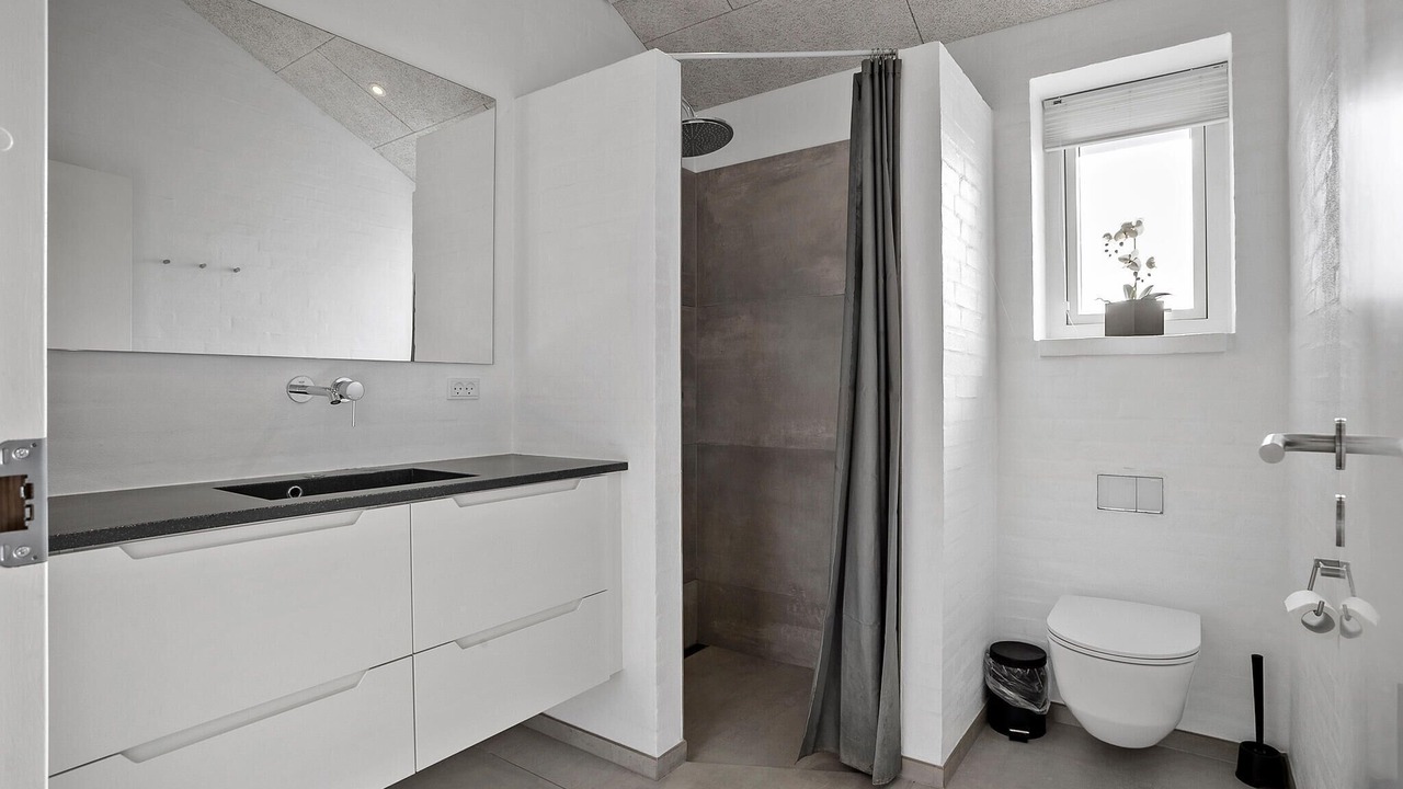 Photo of Bathroom in Hasmark Strand