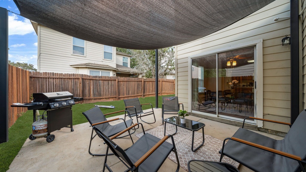 Photo of Patio Balcony in Maverick Creek