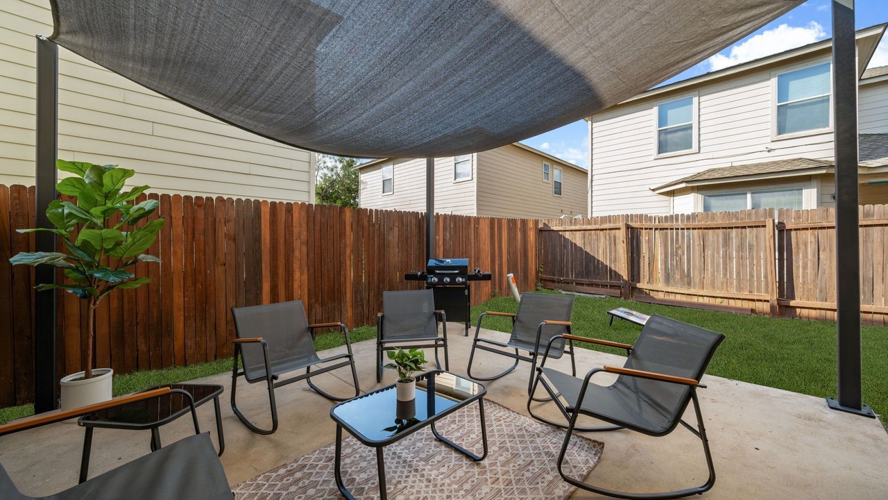 Photo of Patio Balcony in Maverick Creek