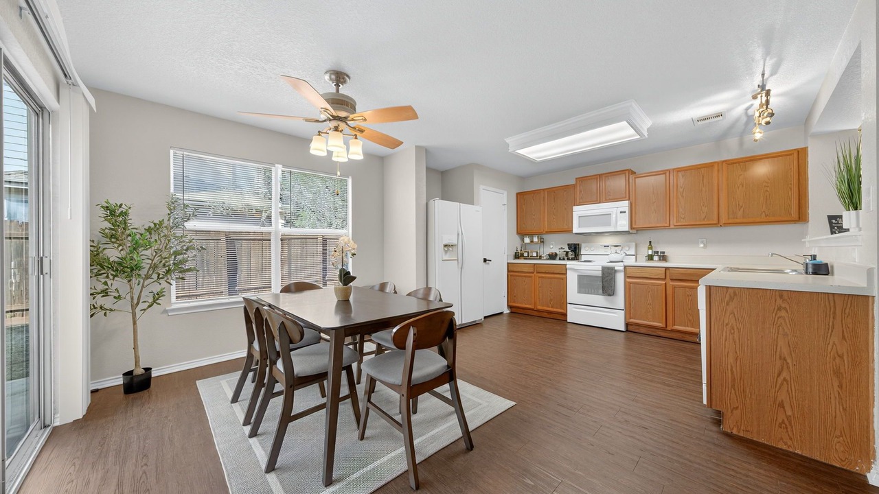 Photo of Kitchen in Maverick Creek