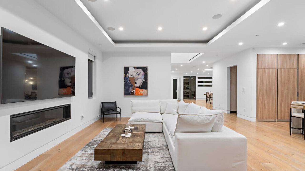 Photo of Livingroom in Melrose