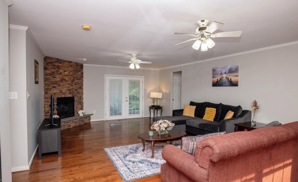 Photo of Livingroom in Wyndham