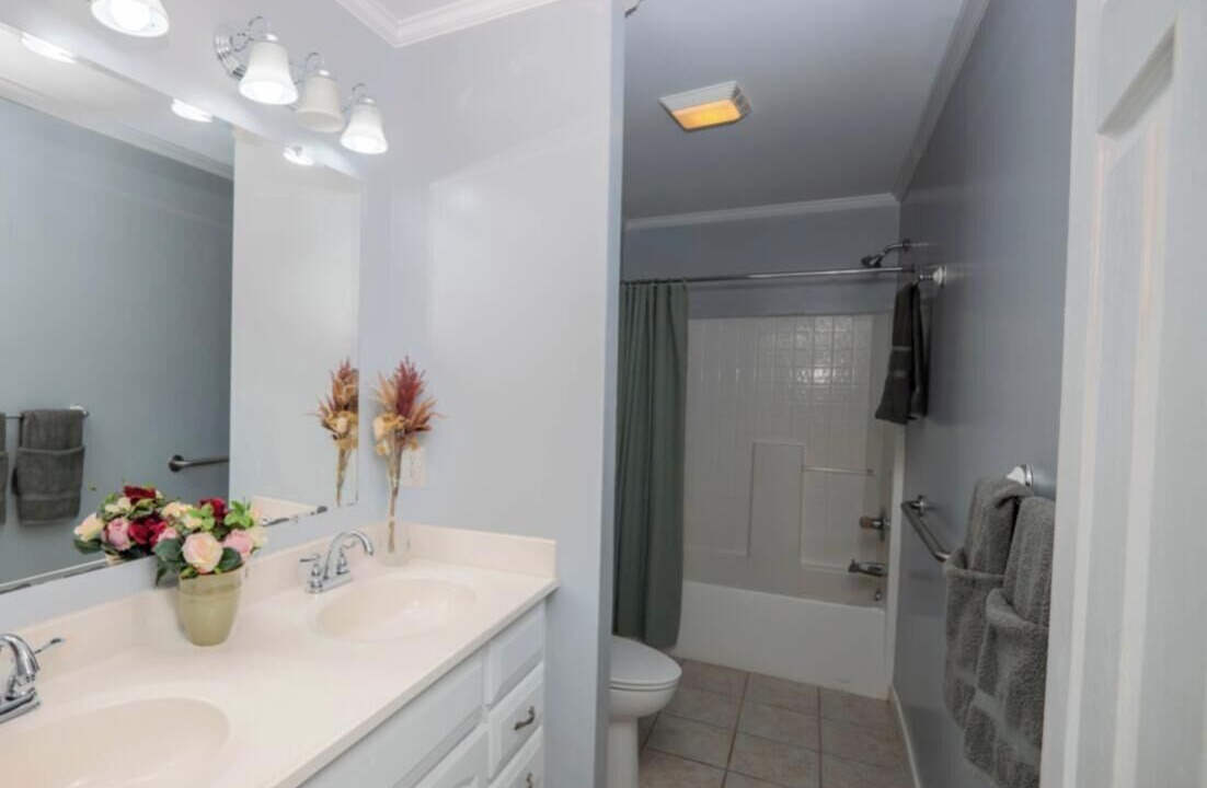 Photo of Bathroom in Wyndham