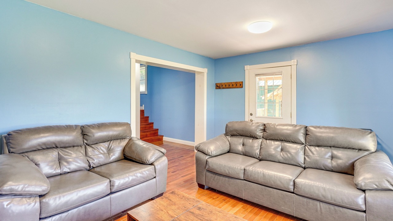 Photo of Livingroom in Siler