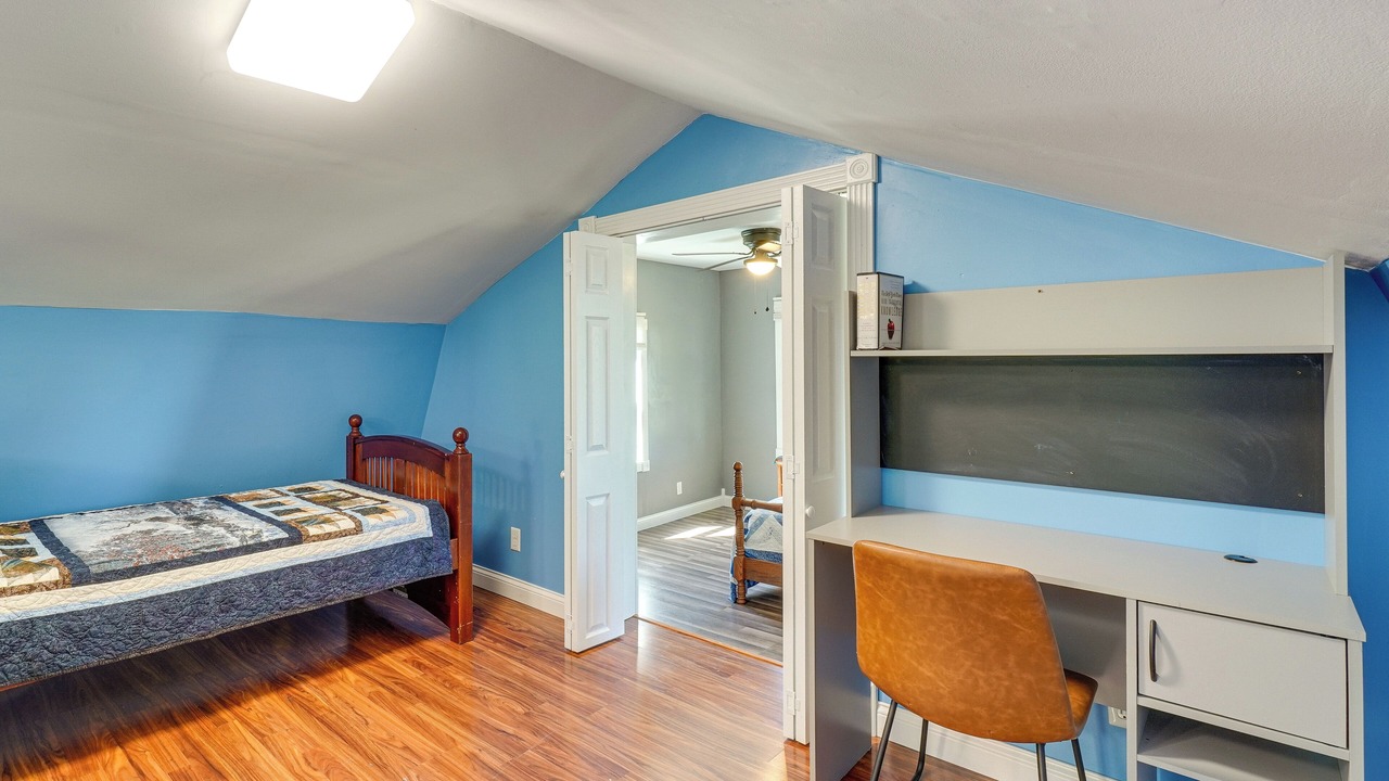Photo of Bedroom in Siler