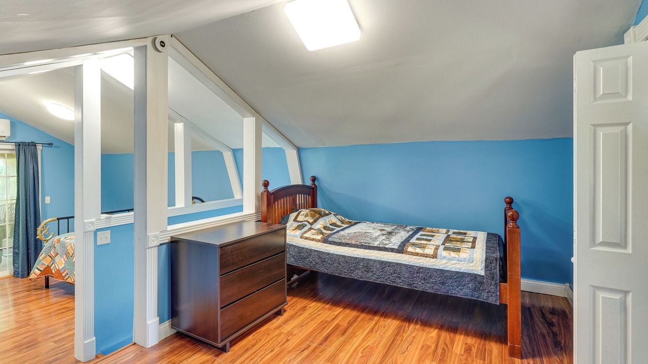 Photo of Bedroom in Siler